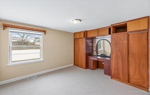 845 Bellevue Ave, Elgin, IL 60120 photo 14