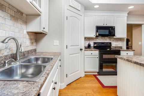 2504 Shepard Rd, Normal, IL 61761 photo 16