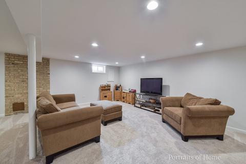 407 N Gary Ave, Wheaton, IL 60187 photo 22