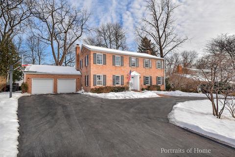 407 N Gary Ave, Wheaton, IL 60187 photo 2