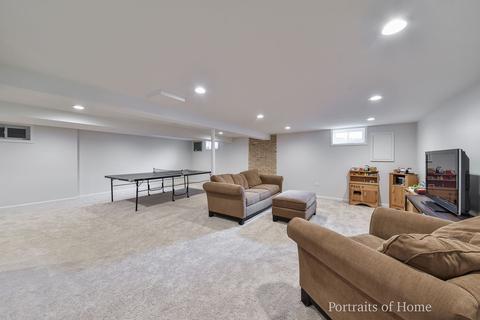 407 N Gary Ave, Wheaton, IL 60187 photo 21