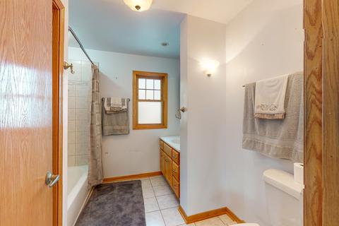 116 E North Ave, Addison, IL 60101 photo 18