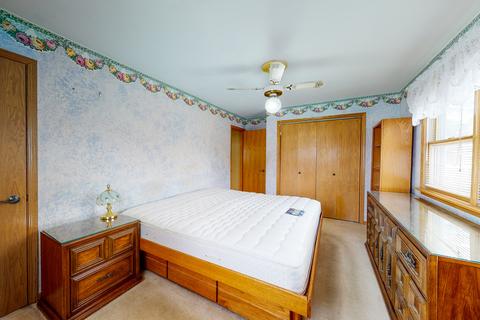 116 E North Ave, Addison, IL 60101 photo 13
