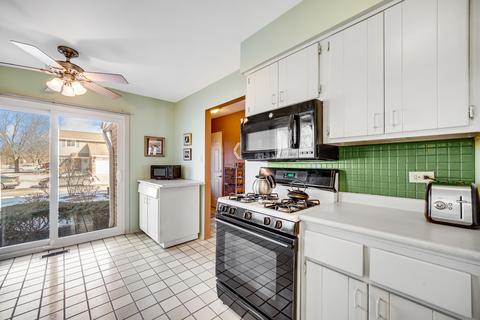 1602 Coloma Pl, Wheaton, IL 60189 photo 11