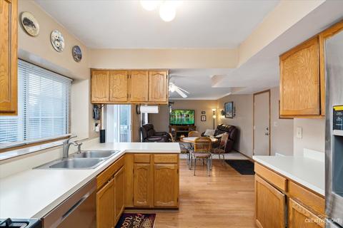 3111 Eugene Ln, Aurora, IL 60504 photo 9