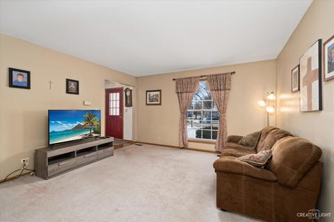 3111 Eugene Ln, Aurora, IL 60504 photo 3
