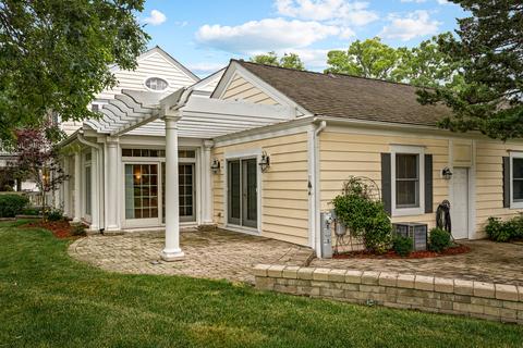 416 Chara Ct, Bartlett, IL 60103 photo 36