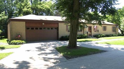 827 Harlem Ave, Glenview, IL 60025 photo 2