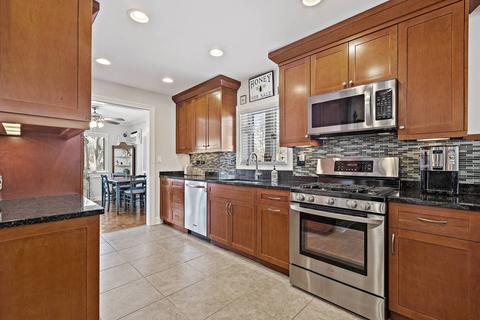 827 Harlem Ave, Glenview, IL 60025 photo 13
