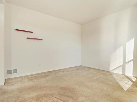 2115 Tyler Trl, Mchenry, IL 60051 photo 5