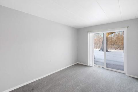 100 Deborah Ln #A34, Wheeling, IL 60090 photo 13