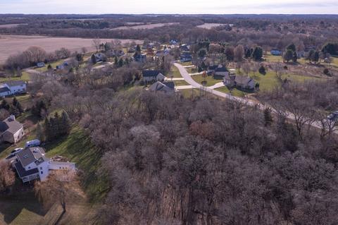 8602 Carberry Ln, Roscoe, IL 61073 photo 4
