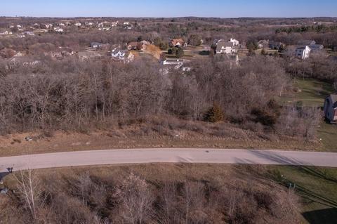 8602 Carberry Ln, Roscoe, IL 61073 photo 2