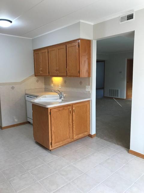 13934 E Leamington Dr #307, Crestwood, IL 60445 photo 8
