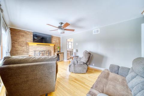 7901 W 70th St, Bridgeview, IL 60455 photo 5