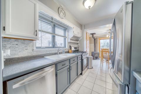 7901 W 70th St, Bridgeview, IL 60455 photo 7