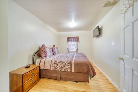 7901 W 70th St, Bridgeview, IL 60455 photo 16