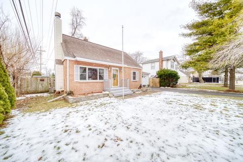 7901 W 70th St, Bridgeview, IL 60455 photo 1