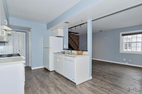 1319 Wye Ct, Wheeling, IL 60090 photo 5