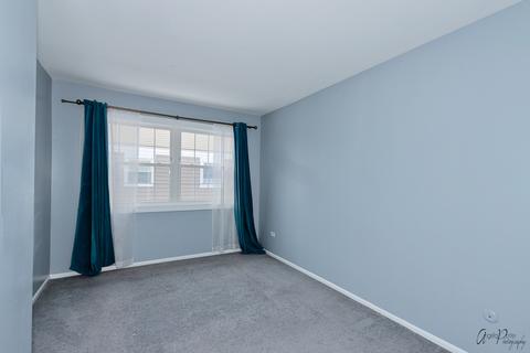1319 Wye Ct, Wheeling, IL 60090 photo 11