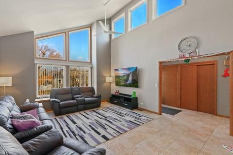 426 Schultz St, Lemont, IL 60439 photo 8