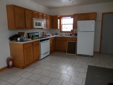 307 E St Paul St, Spring Valley, IL 61362 photo 8