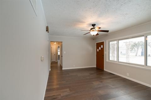 503 E Willow St, Normal, IL 61761 photo 4
