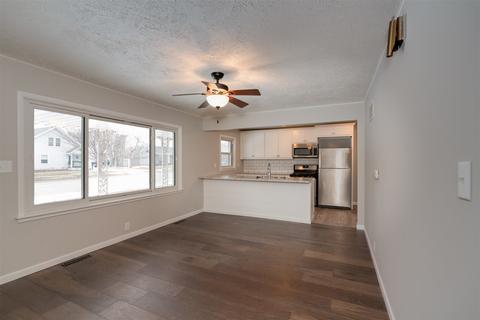 503 E Willow St, Normal, IL 61761 photo 10
