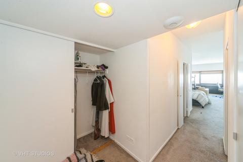 175 E Delaware Pl #5606, Chicago, IL 60611 photo 9