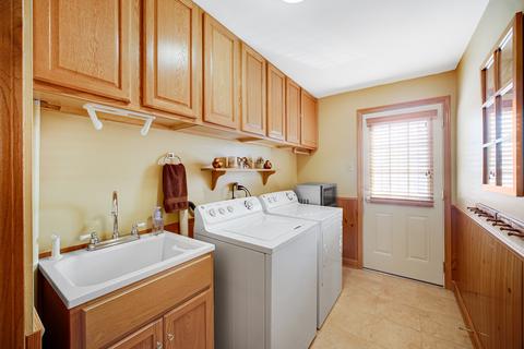 15253 Pine Dr, Oak Forest, IL 60452 photo 23