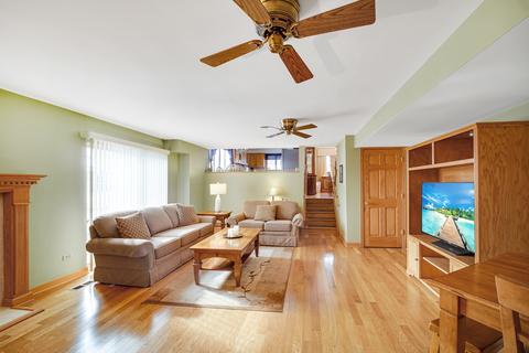 15253 Pine Dr, Oak Forest, IL 60452 photo 14