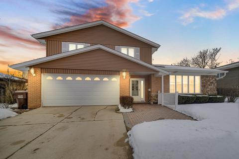 15253 Pine Dr, Oak Forest, IL 60452 photo 1