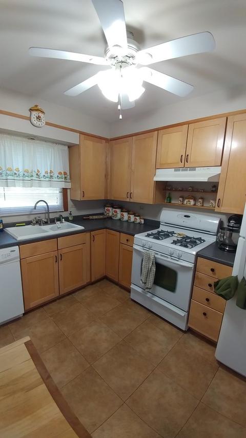 8917 Oneill Dr, Burr Ridge, IL 60527 photo 6