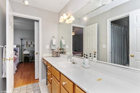 955 Stonehaven Dr, Elgin, IL 60124 photo 23