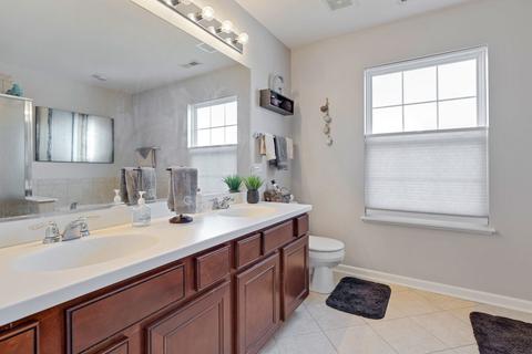 3001 Wagon Rd, Elgin, IL 60124 photo 21