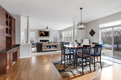 3001 Wagon Rd, Elgin, IL 60124 photo 9