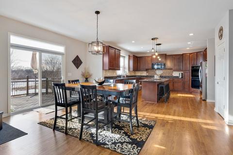 3001 Wagon Rd, Elgin, IL 60124 photo 10