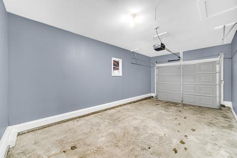 1677 Emory St, Kankakee, IL 60901 photo 4