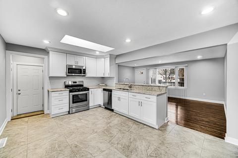 1677 Emory St, Kankakee, IL 60901 photo 10