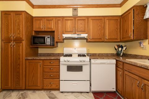 1602 Tompkins Dr, Normal, IL 61761 photo 17