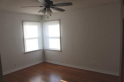 360 S Roosevelt Ave, Kankakee, IL 60901 photo 11
