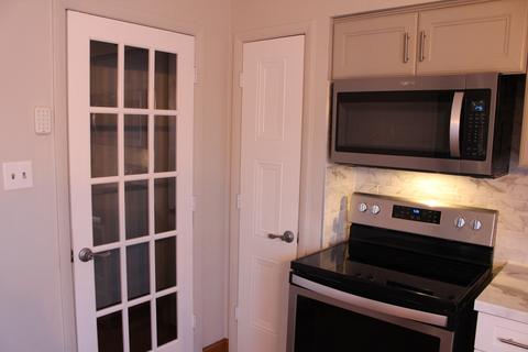 360 S Roosevelt Ave, Kankakee, IL 60901 photo 8