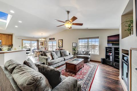 1603 Millbrook Dr, Algonquin, IL 60102 photo 3