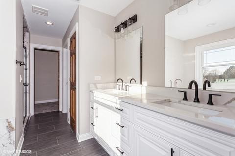100 Gloria Dr, Elgin, IL 60120 photo 7