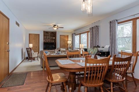 412 W Jackson St, Cullom, IL 60929 photo 6