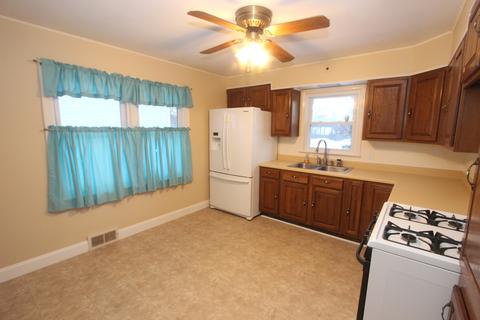 116 Filip St, Algonquin, IL 60102 photo 5
