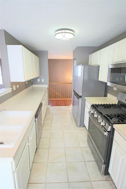 2415 Reflections Dr, Aurora, IL 60502 photo 13