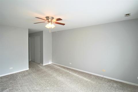 2415 Reflections Dr, Aurora, IL 60502 photo 18