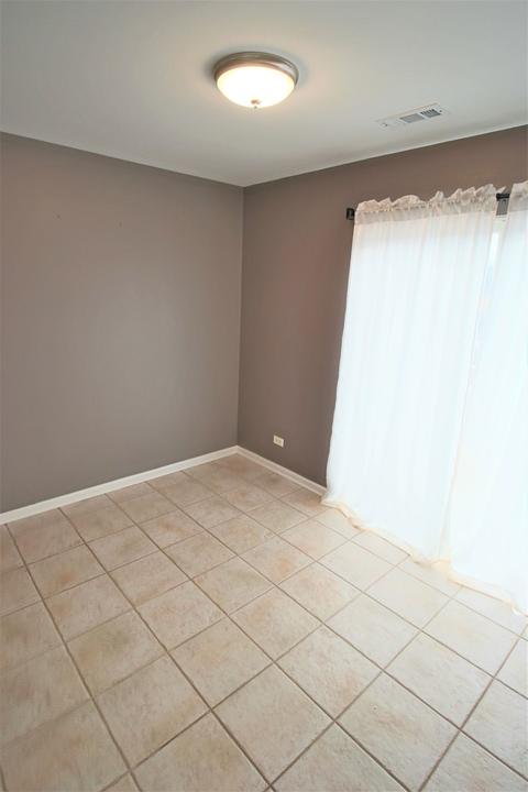 2415 Reflections Dr, Aurora, IL 60502 photo 12