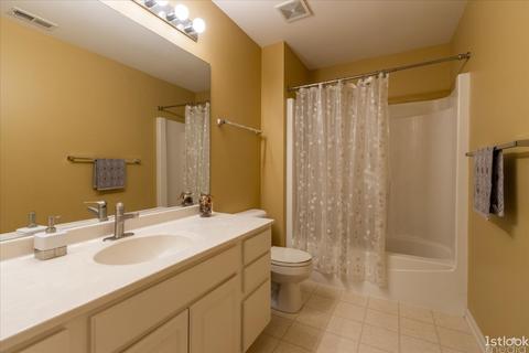 2590 Rourke Dr, Aurora, IL 60503 photo 21
